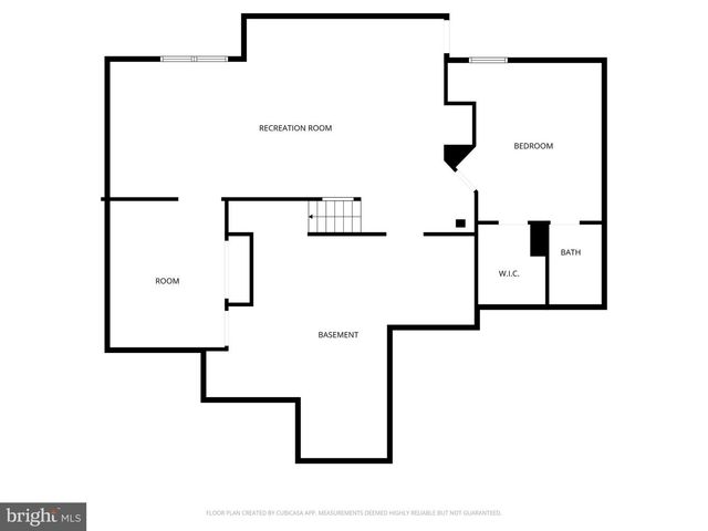 2373 WHITESTONE HILL CT, Falls Church, VA 22043