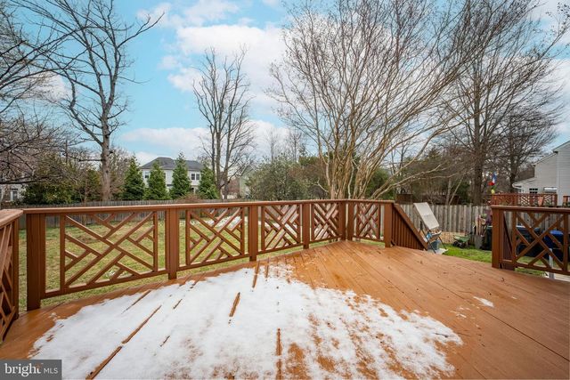 2373 WHITESTONE HILL CT, Falls Church, VA 22043