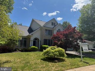 2373 WHITESTONE HILL CT, Falls Church, VA 22043