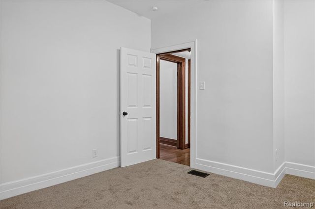 55 Walnut Street, River Rouge, MI 48218