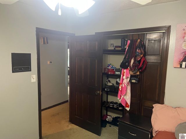 217 Tudor, Paducah, KY 42003