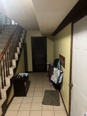 217 Tudor, Paducah, KY 42003