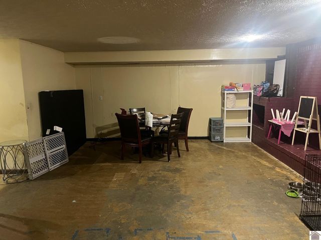 217 Tudor, Paducah, KY 42003