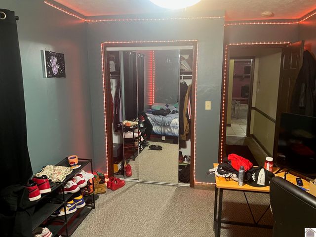 217 Tudor, Paducah, KY 42003