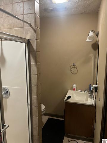 217 Tudor, Paducah, KY 42003