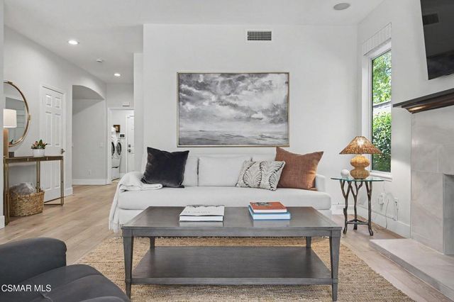 2862 Westham Circle, Thousand Oaks, CA 91362