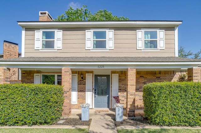 1221 Columbine Drive, Garland, TX 75043