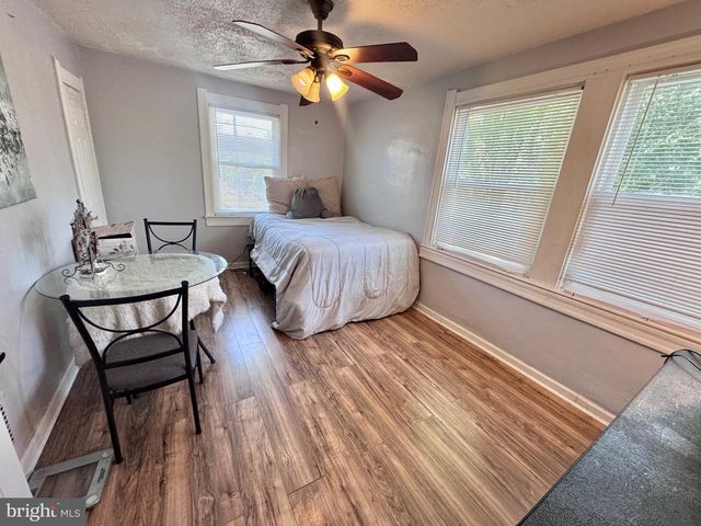 4708 EADS ST NE, Washington, DC 20019