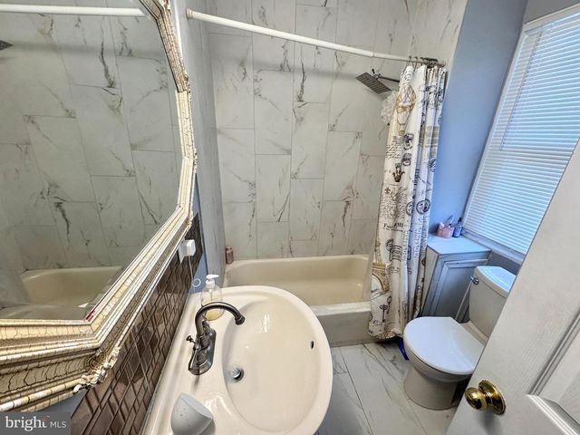 4708 EADS ST NE, Washington, DC 20019