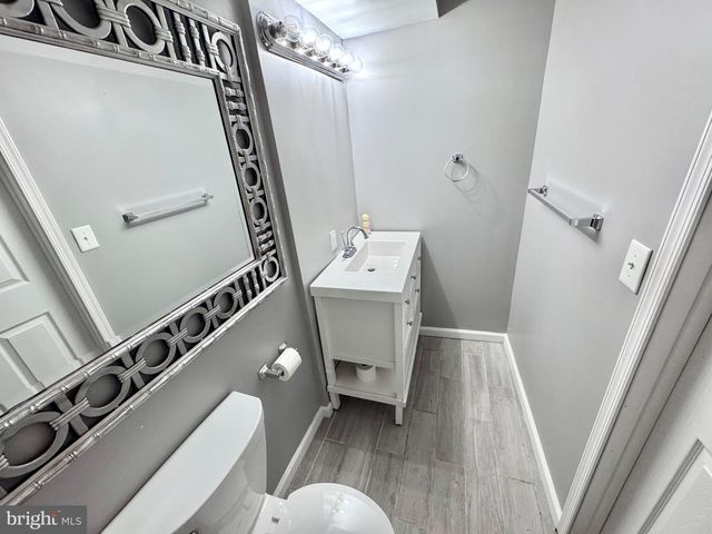 4708 EADS ST NE, Washington, DC 20019