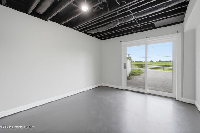 1105 E HWY 22, Crestwood, KY 40014