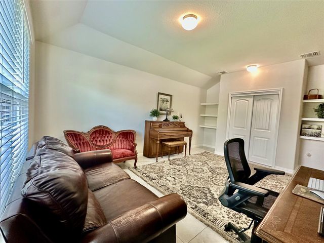 5613 Sacco ST, Round Rock, TX 78665
