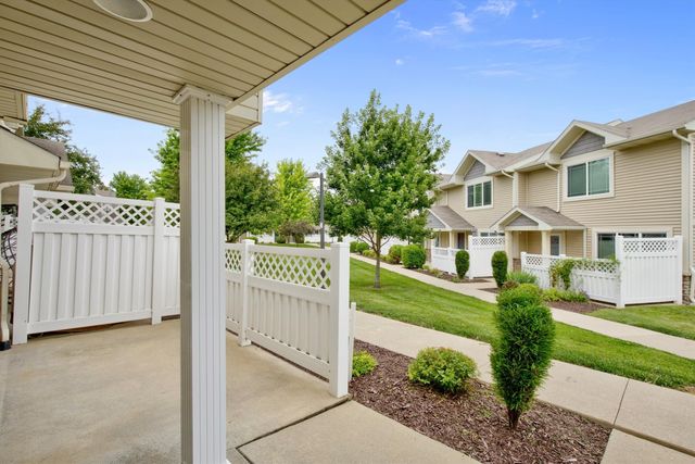 8601 Westown Parkway 28105, West Des Moines, IA 50266