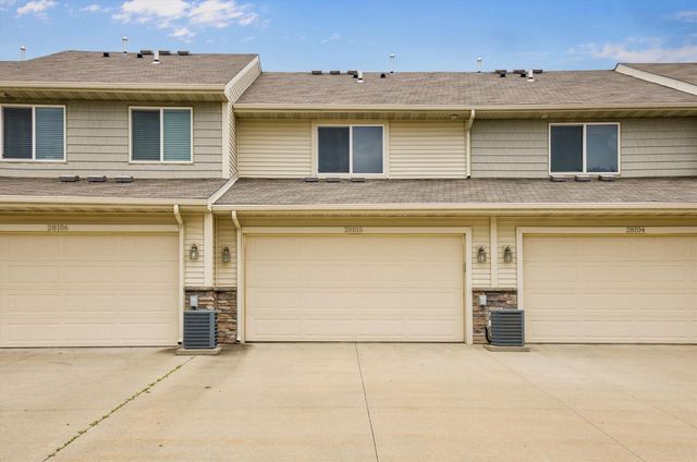 8601 Westown Parkway 28105, West Des Moines, IA 50266