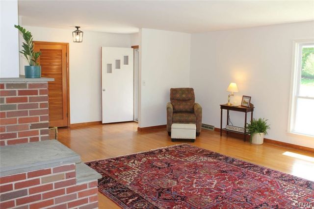 6238 Oakridge Road, Owasco, NY 13021