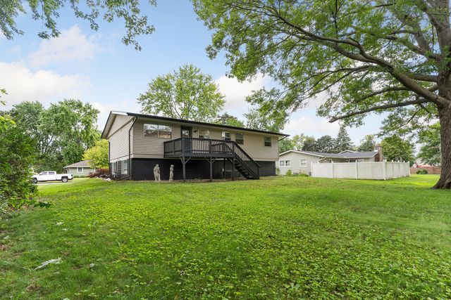 2151 Baker Street, Aurora, IL 60506
