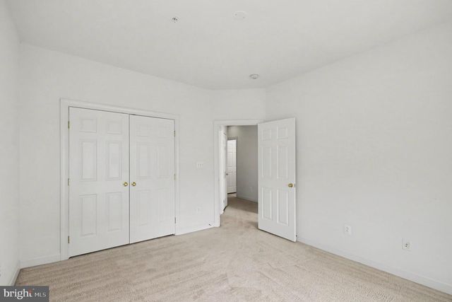 5625 HARRINGTON FALLS LN, Alexandria, VA 22312