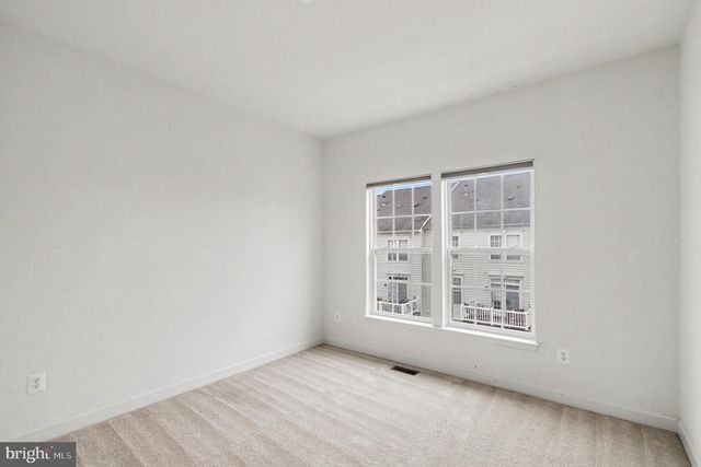 5625 HARRINGTON FALLS LN, Alexandria, VA 22312