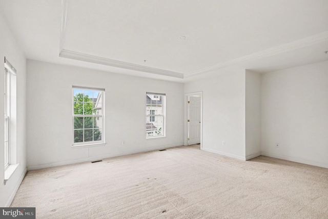 5625 HARRINGTON FALLS LN, Alexandria, VA 22312
