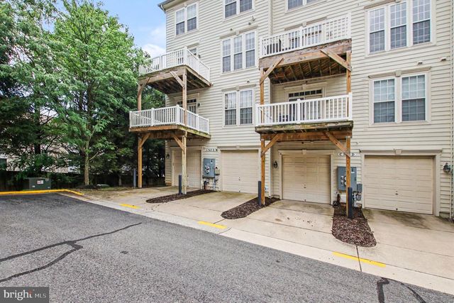 5625 HARRINGTON FALLS LN, Alexandria, VA 22312