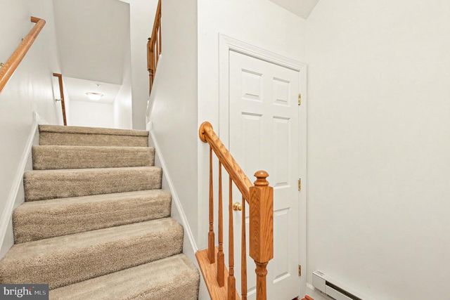 5625 HARRINGTON FALLS LN, Alexandria, VA 22312