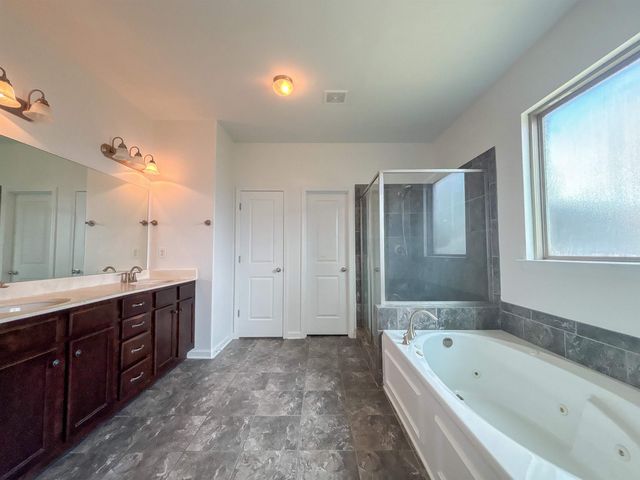 6839 HARE POINTE DR, Bartlett, TN 38002