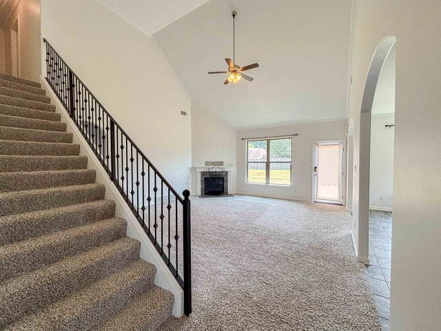 6839 HARE POINTE DR, Bartlett, TN 38002