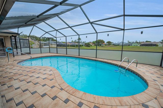 8319 CORAL CREEK LOOP, Hudson, FL 34667