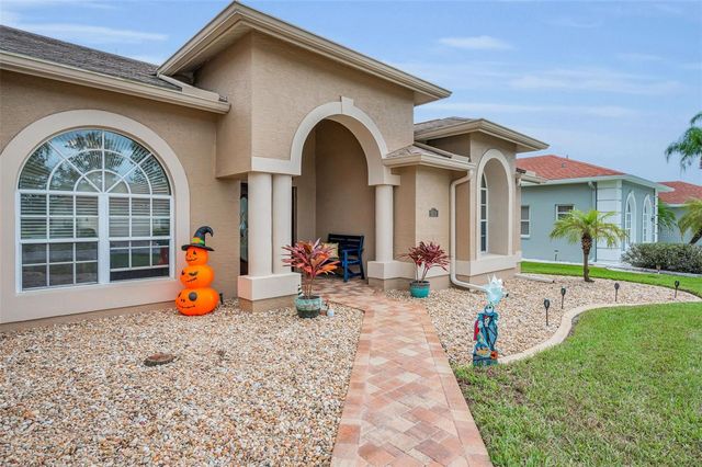 8319 CORAL CREEK LOOP, Hudson, FL 34667