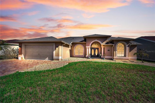 8319 CORAL CREEK LOOP, Hudson, FL 34667