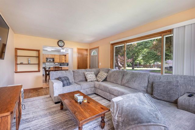 211 POPLAR STREET, Wisconsin Rapids, WI 54494