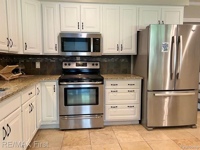 908 Marywood Drive, Royal Oak, MI 48067