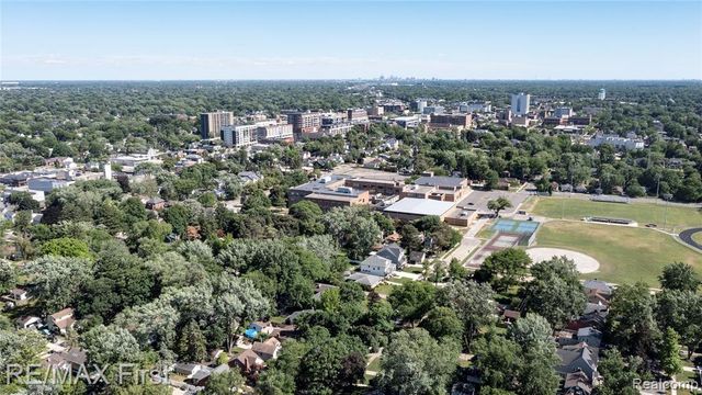 908 Marywood Drive, Royal Oak, MI 48067