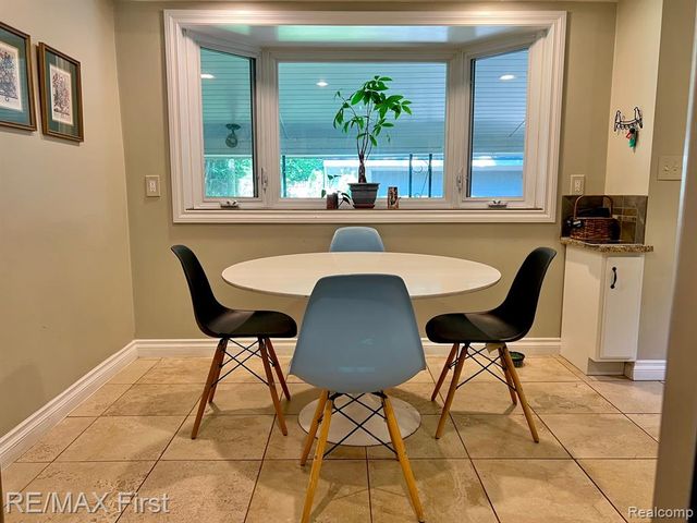908 Marywood Drive, Royal Oak, MI 48067