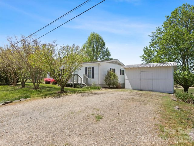 60 Dix Creek Chapel Road, Asheville, NC 28806
