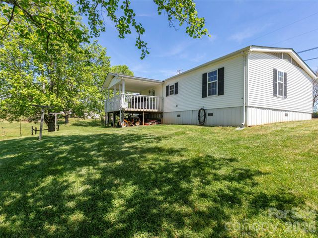 60 Dix Creek Chapel Road, Asheville, NC 28806
