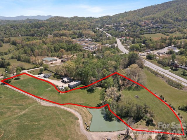 60 Dix Creek Chapel Road, Asheville, NC 28806