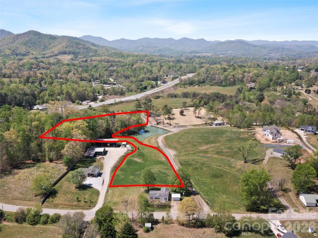 60 Dix Creek Chapel Road, Asheville, NC 28806