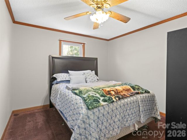 60 Dix Creek Chapel Road, Asheville, NC 28806