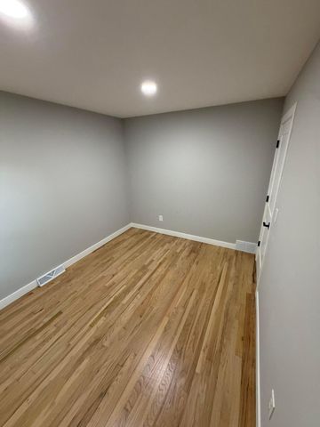 957 Old Farm Road, Columbus, OH 43213