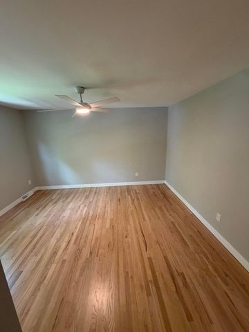 957 Old Farm Road, Columbus, OH 43213