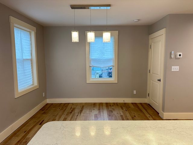 39 Snow St Single, Boston, MA 02135