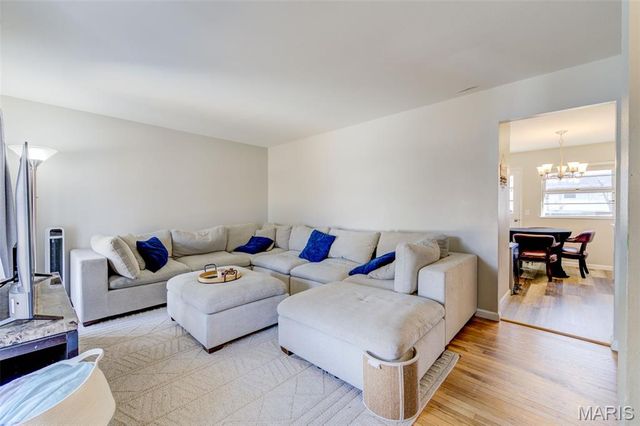 11882 Nero Drive, Florissant, MO 63033