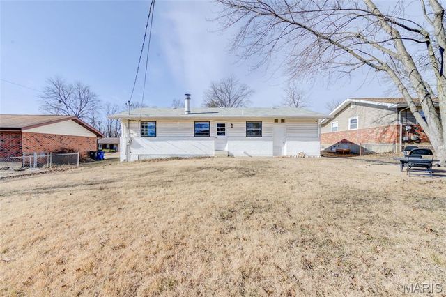 11882 Nero Drive, Florissant, MO 63033