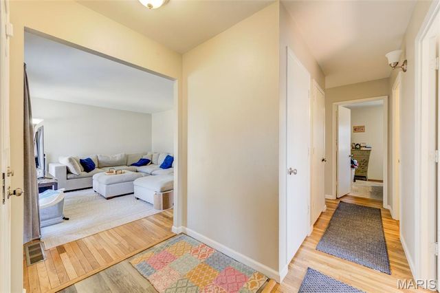 11882 Nero Drive, Florissant, MO 63033