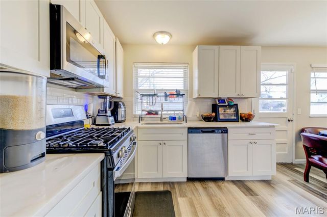 11882 Nero Drive, Florissant, MO 63033