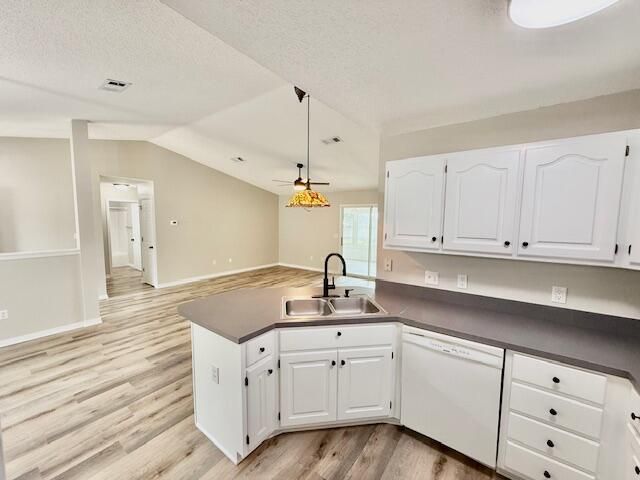 2 Stowe Road, Mary Esther, FL 32569