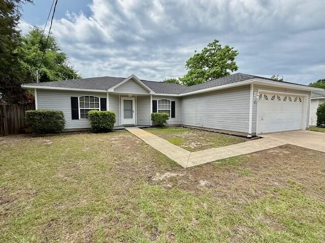 2 Stowe Road, Mary Esther, FL 32569