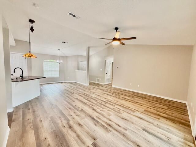 2 Stowe Road, Mary Esther, FL 32569