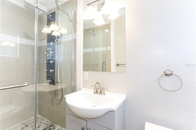 3828 NEPTUNE DRIVE SE, St Petersburg, FL 33705